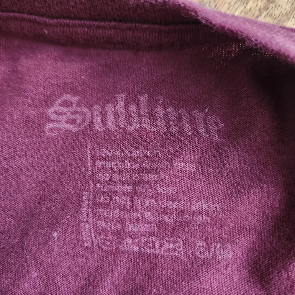 Sublime Maroon Graphic Tee - Picture 8 of 14